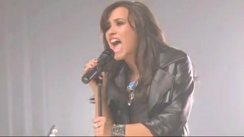 Demi Lovato - Behind the Scenes - Here We Go Again 2006