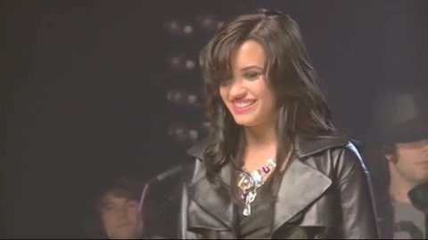 Demi Lovato - Behind the Scenes - Here We Go Again 2206