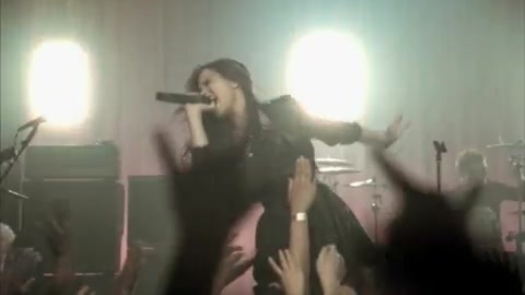 Demi Lovato - Behind the Scenes - Here We Go Again 3625