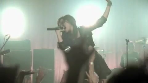 Demi Lovato - Behind the Scenes - Here We Go Again 3630