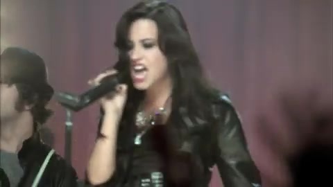 Demi Lovato - Behind the Scenes - Here We Go Again 3476