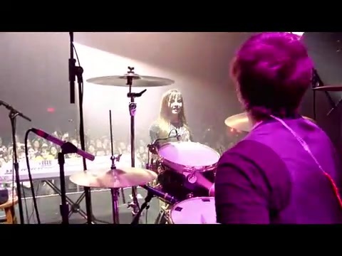 Demi Lovato - Get Back Live at the Gramercy Theatre 1133