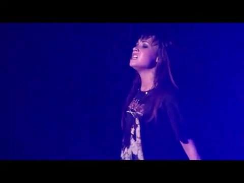 Demi Lovato - Get Back Live at the Gramercy Theatre 801