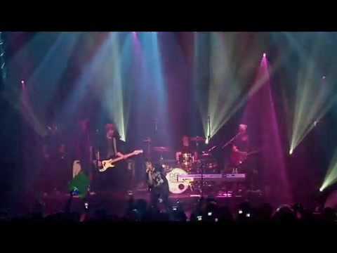 Demi Lovato - Get Back Live at the Gramercy Theatre 1842 Demi Lovato - Get Back Live at the Gramercy Theatre 1842