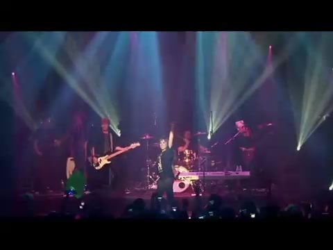 Demi Lovato - Get Back Live at the Gramercy Theatre 1850 Demi Lovato - Get Back Live at the Gramercy Theatre 1850