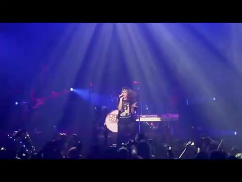 Demi Lovato - Get Back Live at the Gramercy Theatre 927