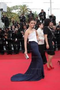 images (2) - Aishwarya Rai Cannes 2011