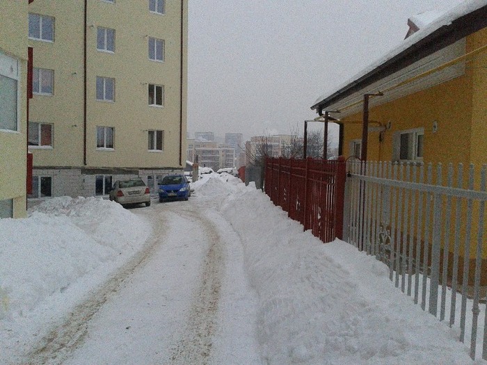 C360_2012-02-12-17-00-20 - iasi - iarna2012