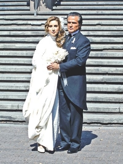 Rene Casados si Julieta Rosen