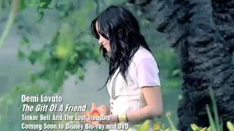 Demi Lovato - Gift Of A Friend - Official Music Video 093 Demi Lovato - Gift Of A Friend - Official Music Video 093