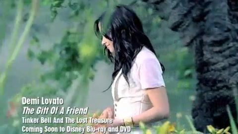 Demi Lovato - Gift Of A Friend - Official Music Video 094 Demi Lovato - Gift Of A Friend - Official Music Video 094