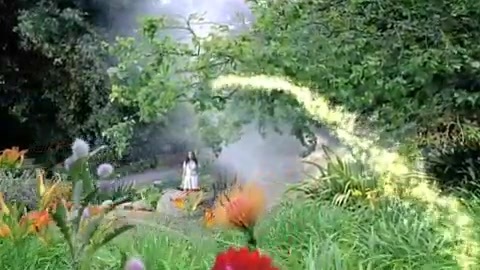 Demi Lovato - Gift Of A Friend - Official Music Video 191 Demi Lovato - Gift Of A Friend - Official Music Video 191