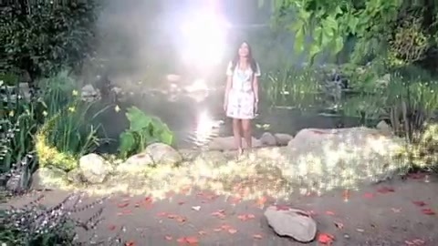 Demi Lovato - Gift Of A Friend - Official Music Video 358 Demi Lovato - Gift Of A Friend - Official Music Video 358