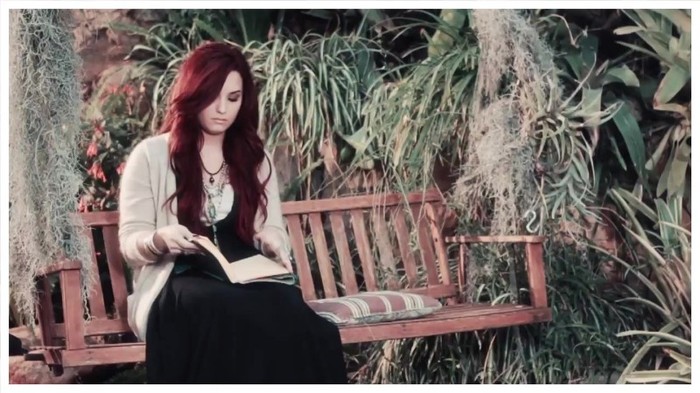 Demi Lovato - Give Your Heart A Break (Lyric video) 022 - Demilush - Give Your Heart A Break Lyric video Part oo1