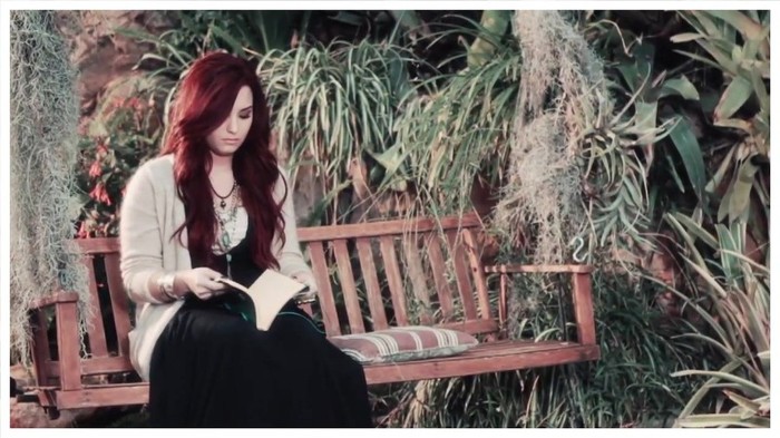 Demi Lovato - Give Your Heart A Break (Lyric video) 038