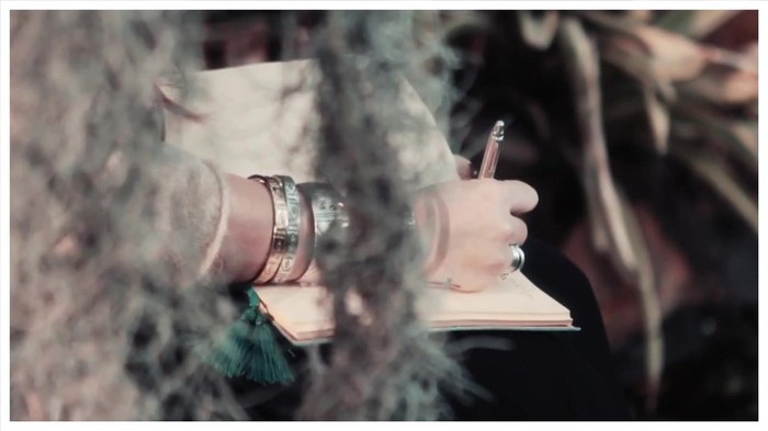 Demi Lovato - Give Your Heart A Break (Lyric video) 1156