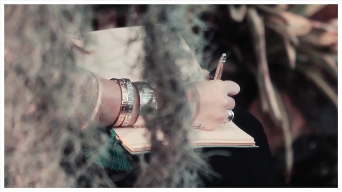 Demi Lovato - Give Your Heart A Break (Lyric video) 1158 - Demilush - Give Your Heart A Break Lyric video Part oo3