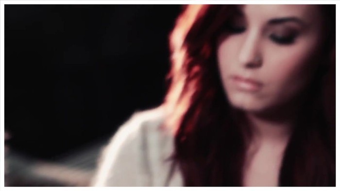 Demi Lovato - Give Your Heart A Break (Lyric video) 1352