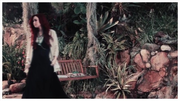 Demi Lovato - Give Your Heart A Break (Lyric video) 1843