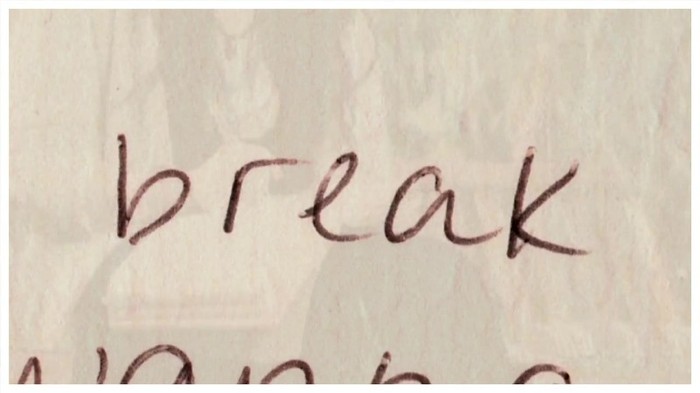 Demi Lovato - Give Your Heart A Break (Lyric video) 1384
