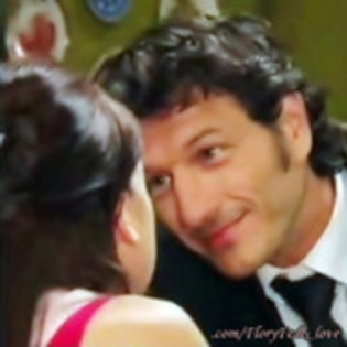 37878574_FVNZHAKYR - nini e tomas