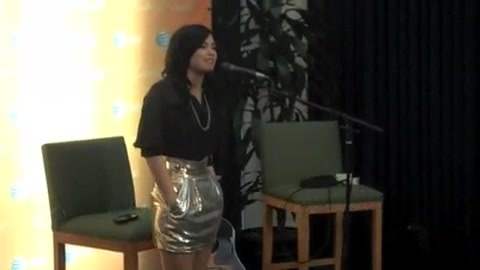 DEMI LOVATO - LIVE IN LOS ANGELES 155 - Demilush - Lie in Los Angeles Part oo1
