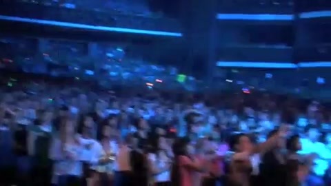 DEMI LOVATO - LIVE IN LOS ANGELES 602 DEMI LOVATO - LIVE IN LOS ANGELES 602