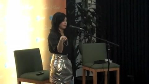 DEMI LOVATO - LIVE IN LOS ANGELES 185 - Demilush - Lie in Los Angeles Part oo1