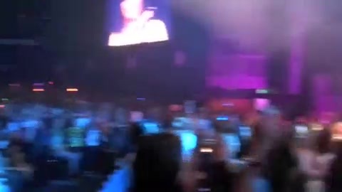 DEMI LOVATO - LIVE IN LOS ANGELES 614