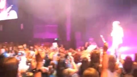 DEMI LOVATO - LIVE IN LOS ANGELES 619