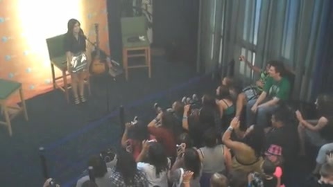 DEMI LOVATO - LIVE IN LOS ANGELES 257