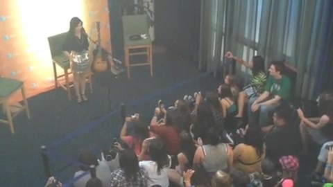 DEMI LOVATO - LIVE IN LOS ANGELES 312