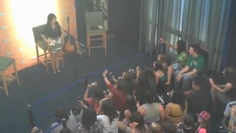 DEMI LOVATO - LIVE IN LOS ANGELES 317 - Demilush - Lie in Los Angeles Part oo1