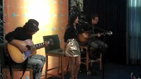 DEMI LOVATO - LIVE IN LOS ANGELES 333 - Demilush - Lie in Los Angeles Part oo1