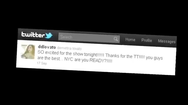 Demi Lovato - Live in New York! 050