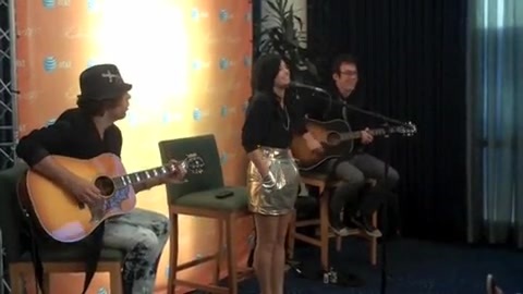 DEMI LOVATO - LIVE IN LOS ANGELES 423