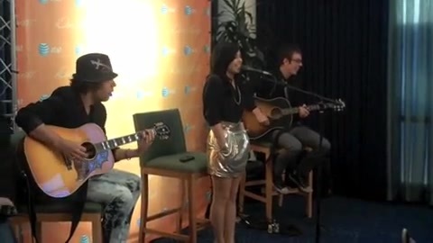 DEMI LOVATO - LIVE IN LOS ANGELES 436