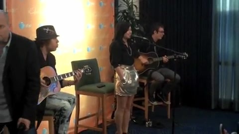 DEMI LOVATO - LIVE IN LOS ANGELES 440