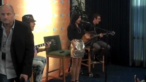 DEMI LOVATO - LIVE IN LOS ANGELES 443 - Demilush - Lie in Los Angeles Part oo1