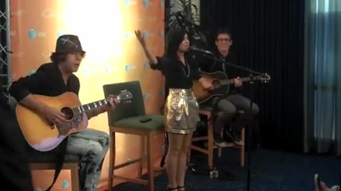 DEMI LOVATO - LIVE IN LOS ANGELES 453