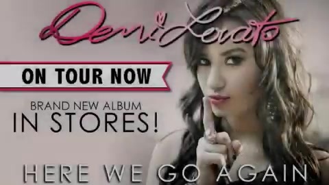 DEMI LOVATO - LIVE IN LOS ANGELES 825 DEMI LOVATO - LIVE IN LOS ANGELES 825