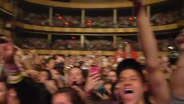 Demi Lovato - Live in New York! 115