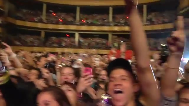 Demi Lovato - Live in New York! 116