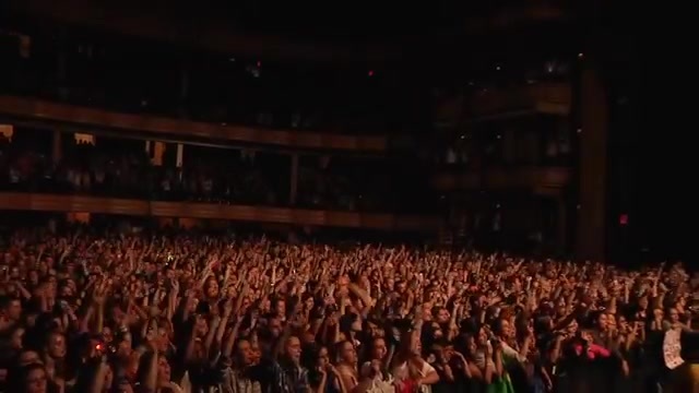 Demi Lovato - Live in New York! 198