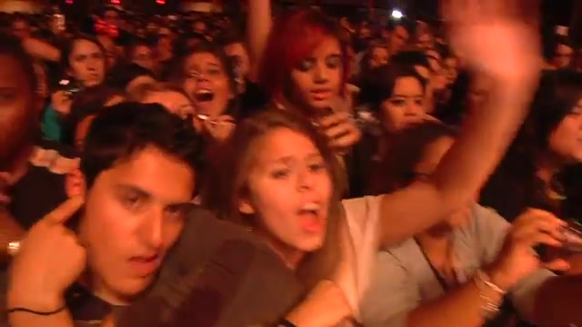 Demi Lovato - Live in New York! 242