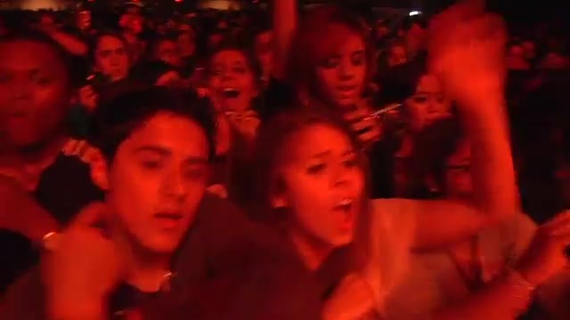 Demi Lovato - Live in New York! 244