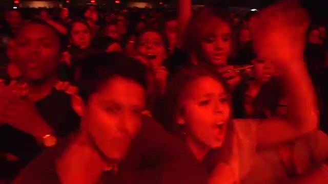 Demi Lovato - Live in New York! 246