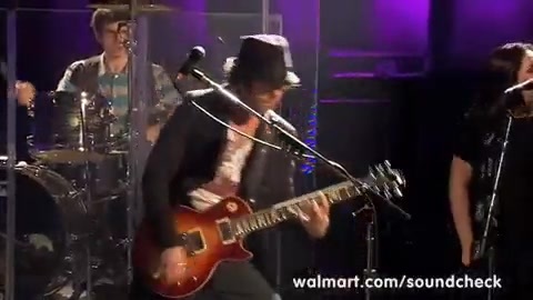 Demi Lovato - Remember December - Walmart Souncheck 1505