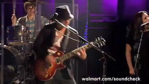 Demi Lovato - Remember December - Walmart Souncheck 1506