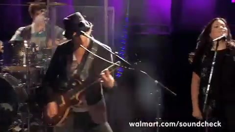 Demi Lovato - Remember December - Walmart Souncheck 1508